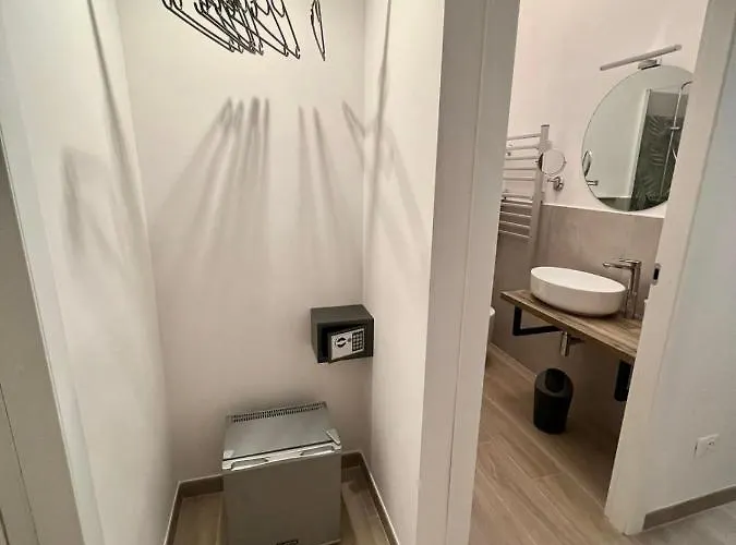 Hotel Relais Vaticano - Metro Station Ottaviano *