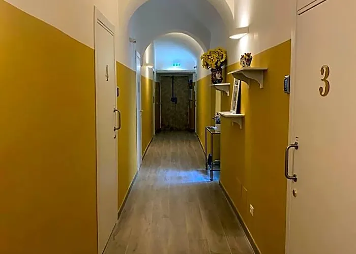Otel Relais Vaticano - Metro Station Ottaviano Roma